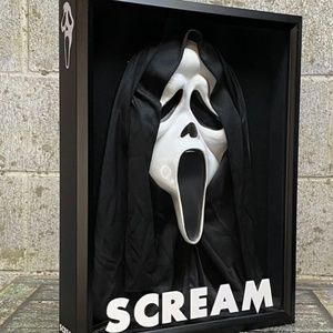 Custom Scream Mask In Frame